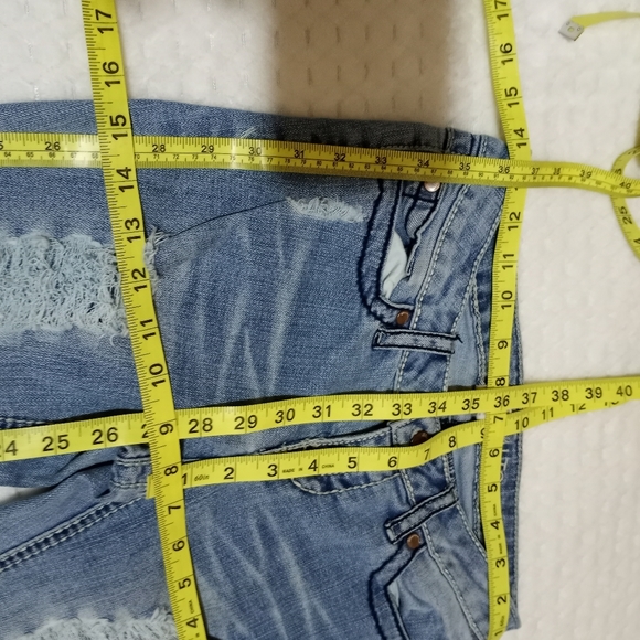 Bebe Asphalt  Jean wide leg  Vintage Women  Size 3  Lt blue Ripped - Picture 7 of 7